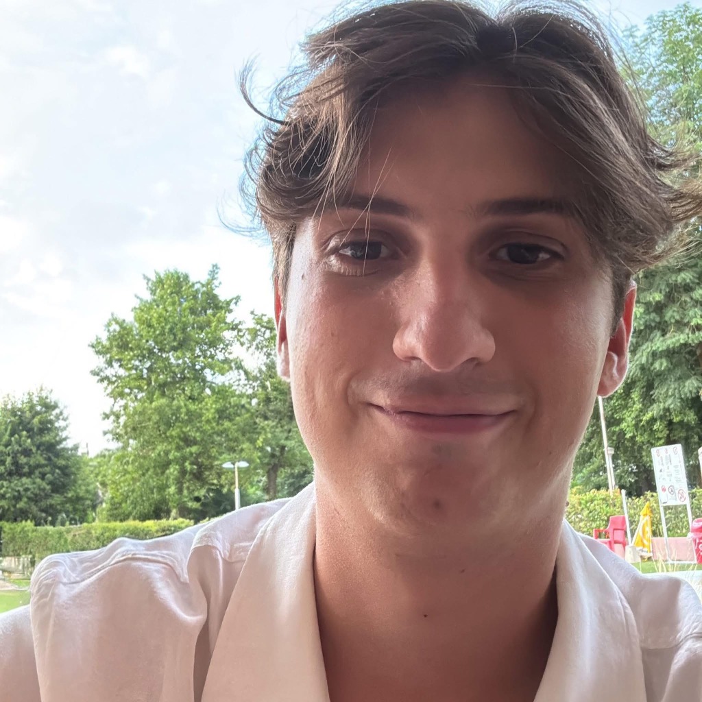 Gianluca Vallini — Tutor di Matematica e Fisica